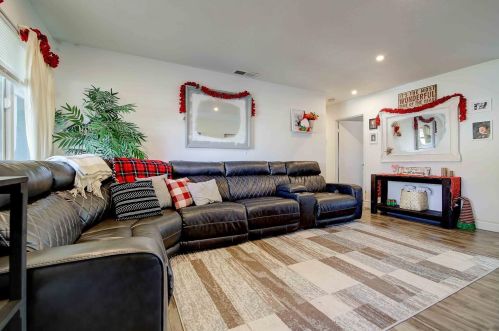 7970 San Cosme Dr, Citrus Heights, CA 95610-3141