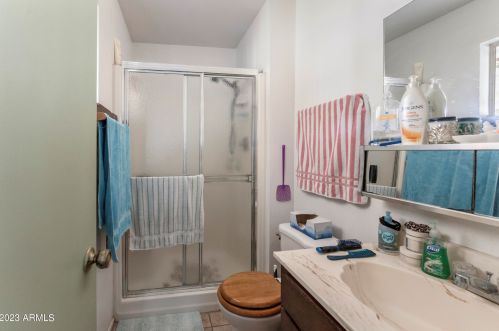 927 Caldwell St, Phoenix, AZ 85042-7814