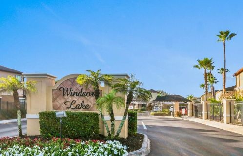 3211 Windsor Lake Cir, Sanford, FL 32773-5722