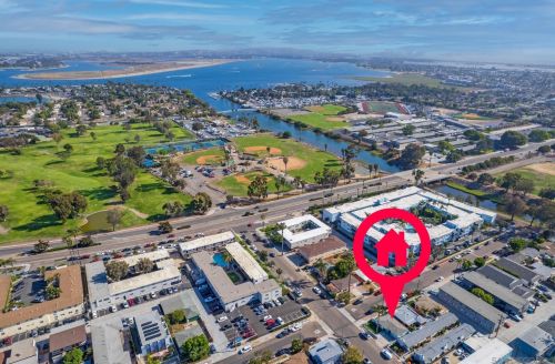 4450 Bond St, San Diego, CA 92109-4807
