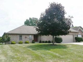 15 Kestrel Ct, Piqua, OH 45356-4511