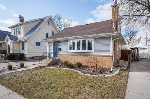 1858 Rutledge St, Madison WI  53704-5543 exterior