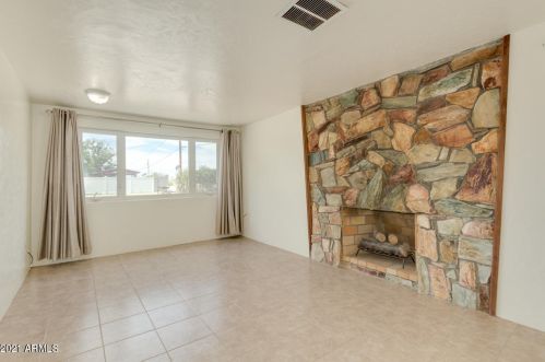 4333 17 Ave, Phoenix AZ 85085-6300 exterior