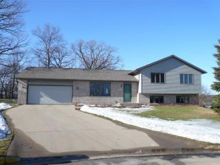 607 Center St, Deerfield, WI 53531-9418