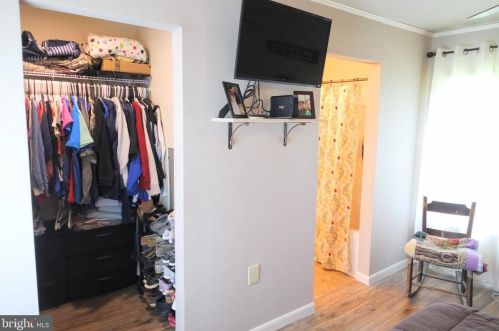 465 Readus Rd, Edinburg VA  22824-2917 exterior