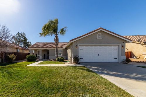 1653 Amber Lily Dr, Beaumont, CA 92223-8414