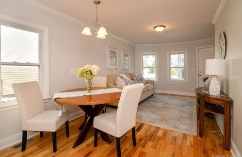 94 Cleveland Ave, Bridgeport CT  06606-5209 exterior