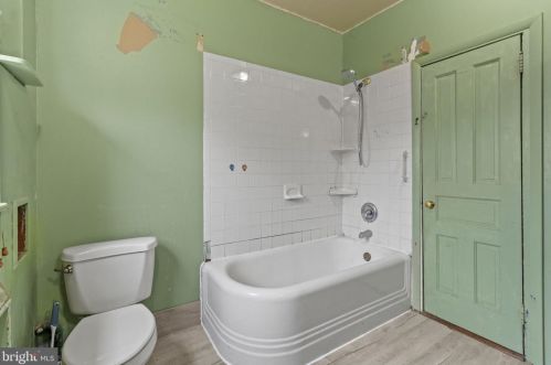 427 Columbia Ave, Lansdale PA 19446-3505 exterior