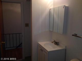 14716 Barksdale St, Woodbridge VA  22193-1704 exterior