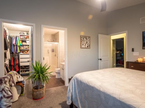 110 Hummock Dr, Pataskala OH  43062-7911 exterior