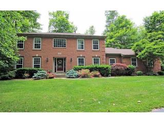 5893 Crittenden Dr, Cincinnati, OH 45244-3827