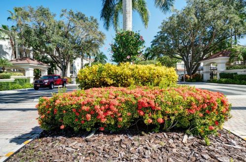 2204 Tuscany Way, Boynton Beach FL  33435-7807 exterior