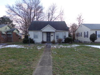 813 Morton St, Paris, TN 38242-4212