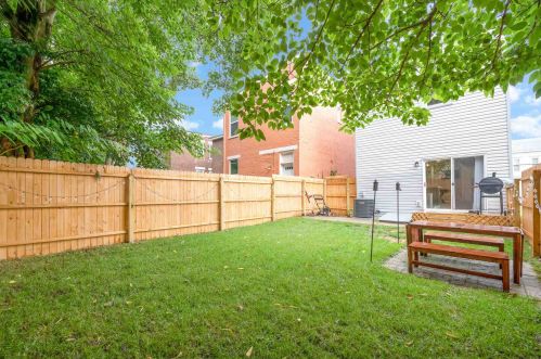 906 Greenup St, Covington KY  41011-3212 exterior