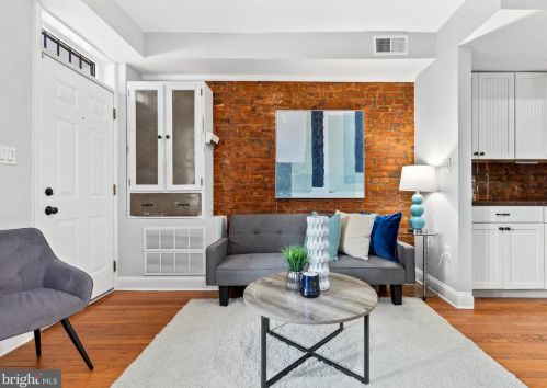 629 18th St, Washington DC  20002-7209 exterior