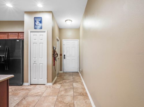 9158 Shepton St, Orlando, FL 32825-3736