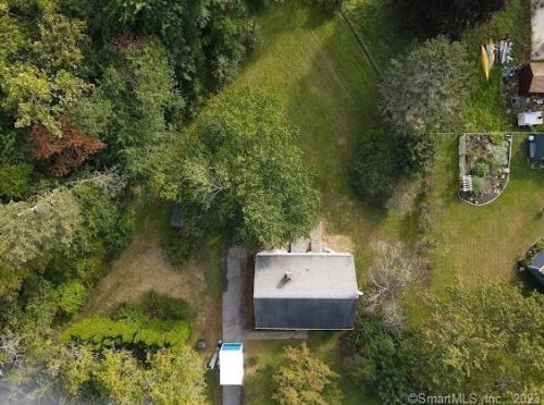 43 James St, Colchester CT  06415-1118 exterior