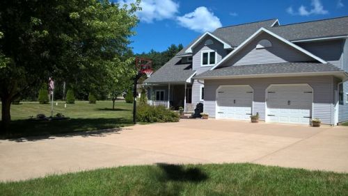 23718 Emblem Ave, Tomah, WI 54660-4230