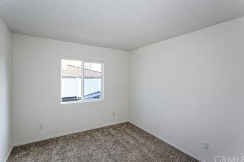 670 Bowen Rd, Perris CA  92570-3400 exterior