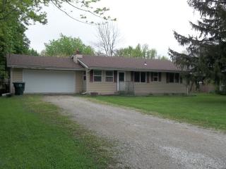 1709 Earl Dr, Muncie, IN 47304-1123