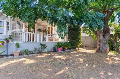 1040 Broadway, Escondido, CA 92026-3044