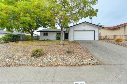 9847 Beachwood Dr, Citrus Heights CA  95662-5505 exterior