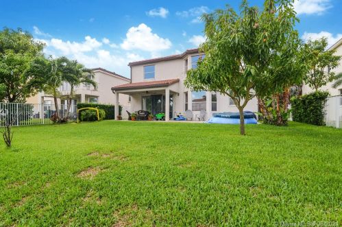 16850 49th Ct, Hollywood, FL 33027-4907