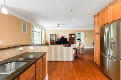 335 Regency Dr, Fishkill NY  12524-4937 exterior