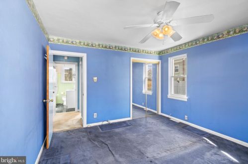 366 Clements Bridge Rd, Runnemede NJ  08078-1919 exterior