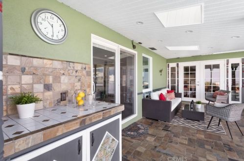 5529 Littlebow Rd, Palos Verdes Estates CA  90275-2366 exterior