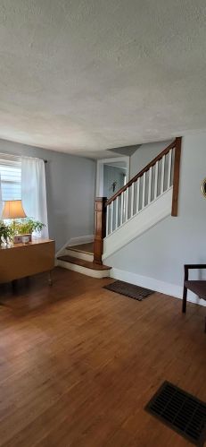 153 Elm St, London OH  43140-1135 exterior