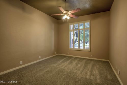 2570 Castle Rock Dr, Tucson AZ exterior