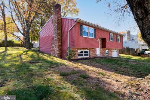 4131 Valley Rd, Harrisburg, PA 17112-2886