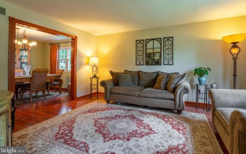 293 Stormfield Dr, Harleysville PA  19438-2330 exterior