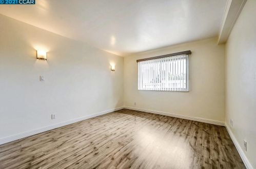 3879 Radburn Dr, South San Francisco CA  94080-4054 exterior