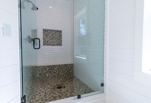 10555 Watsonville Rd, Gilroy CA  95020-9433 exterior