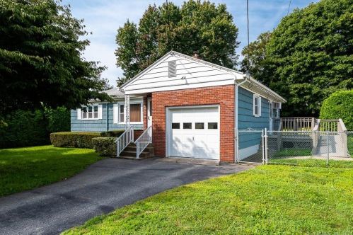 82 Summer St, United States Coast Guard Ac, CT 06320-3513