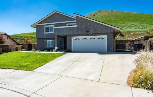 11228 Yearling St, Riverside, CA 92505-2252