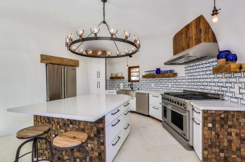 400 Camino Alturas, Palm Springs CA  92264-8996 exterior