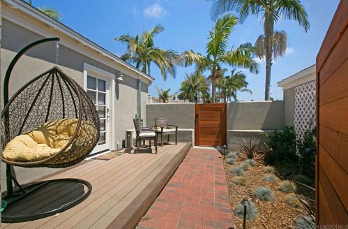 1475 Beryl St, San Diego CA 92109-2212 exterior