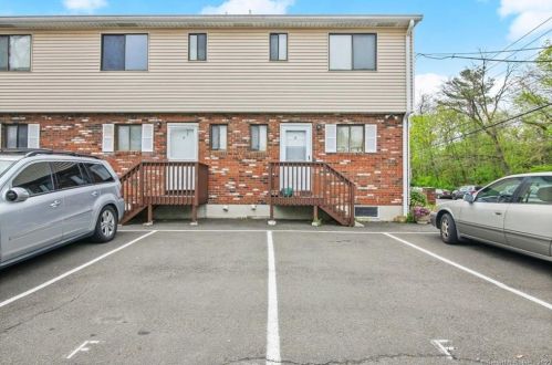 37 Orange St, Stamford, CT 06902-4259