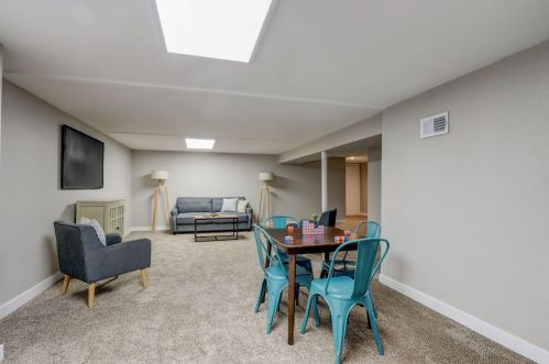 4460 Glenway St, Milwaukee WI 53225-4449 exterior