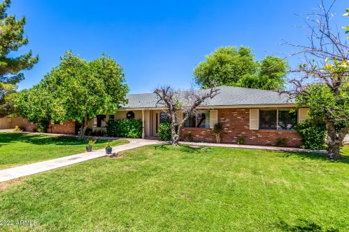 1822 Hope St, Mesa, AZ 85203-3927