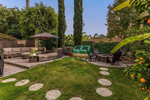 2831 Luciernaga St, Carlsbad, CA 92009-5927