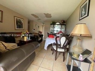 144 Westglen Dr, Fort Pierce, FL 34981-4439