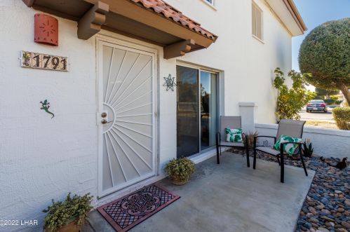 1791 Los Lagos Dr, Lake Havasu City, AZ 86403-6635