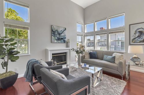 509 Shoal Cir, Redwood City, CA 94065-2200