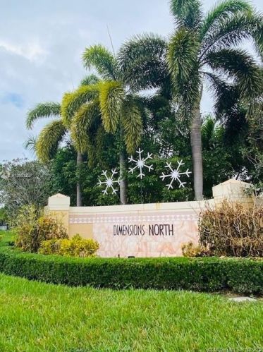 18570 22nd Ct, Hollywood, FL 33029-3859