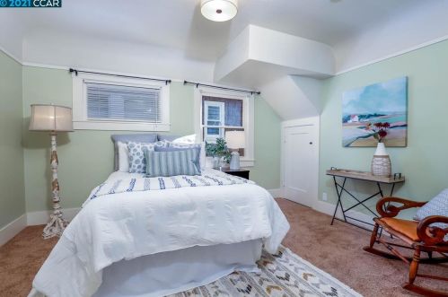 4171 Howe St, Oakland CA  94611-5117 exterior