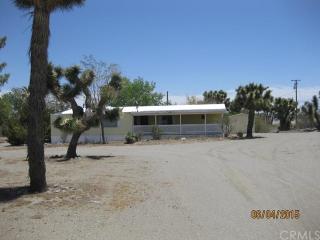 11525 Wagon Train Rd, Phelan, CA 92371-4208